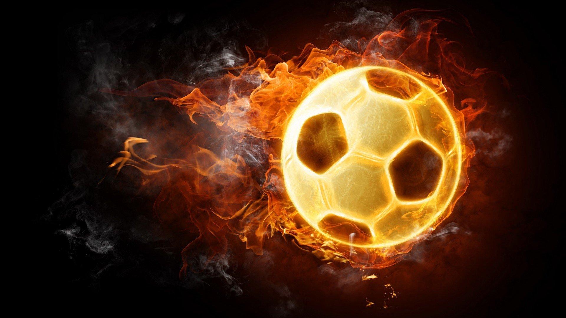 基米希晒照见证历史时刻 凯恩戴尔首冠荣耀点亮安联